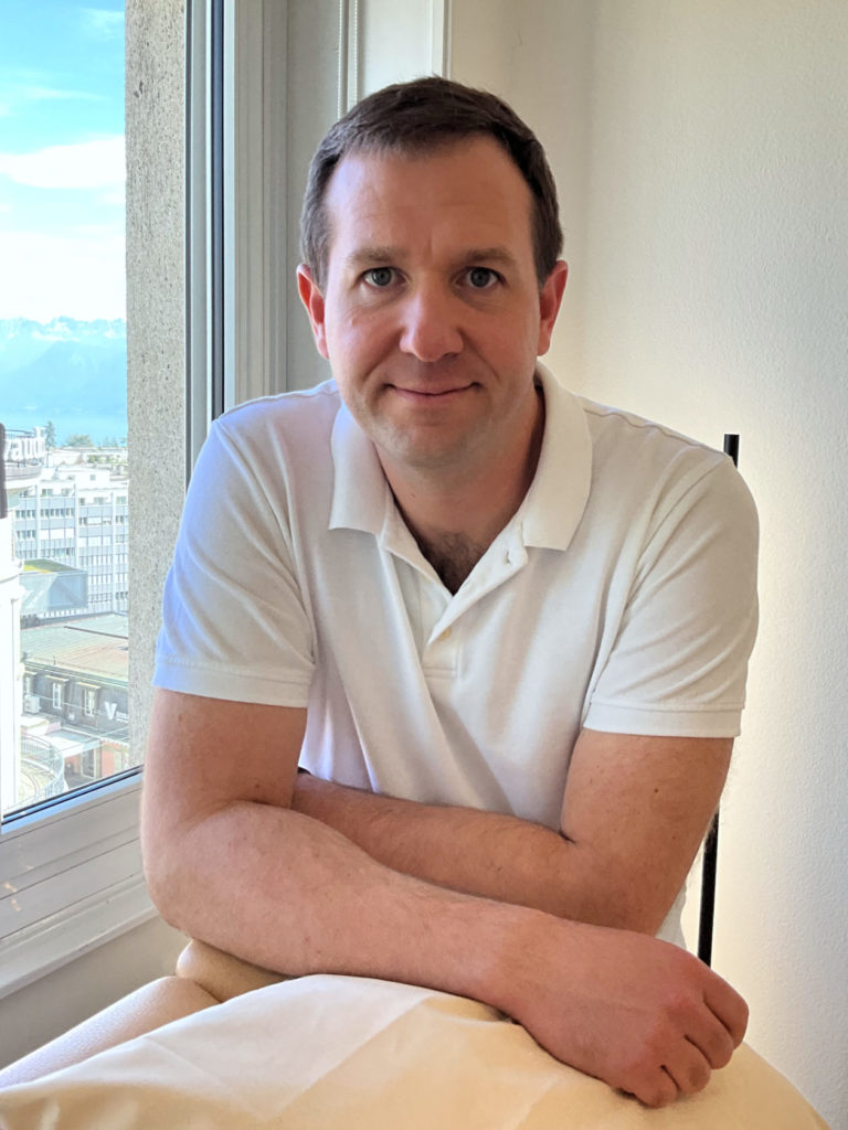 Ostéopathe à Lausanne - Nicolas Deillon - diplômé CDS